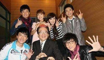 美恐8 客串明星,众星云集，揭秘恐怖背后的星光熠熠