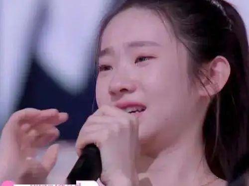 圈内扒叔爆料朱一龙,圈内扒叔揭秘神秘幕后故事