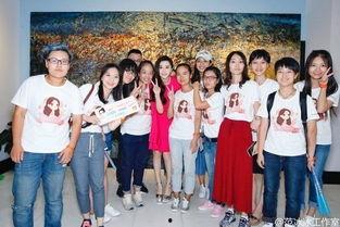 粉丝为明星庆生,粉丝为明星庆生的温馨瞬间”